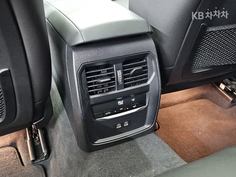 بي إم دبليو - 3-Series | 320 Touring M Sport 13