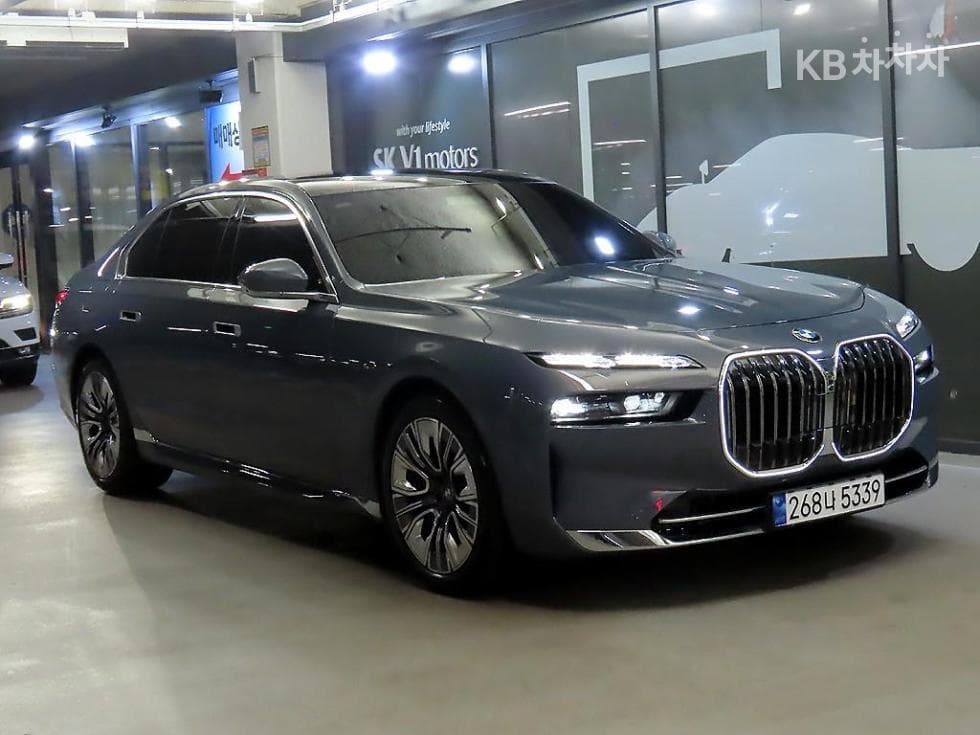 بي إم دبليو 7-Series