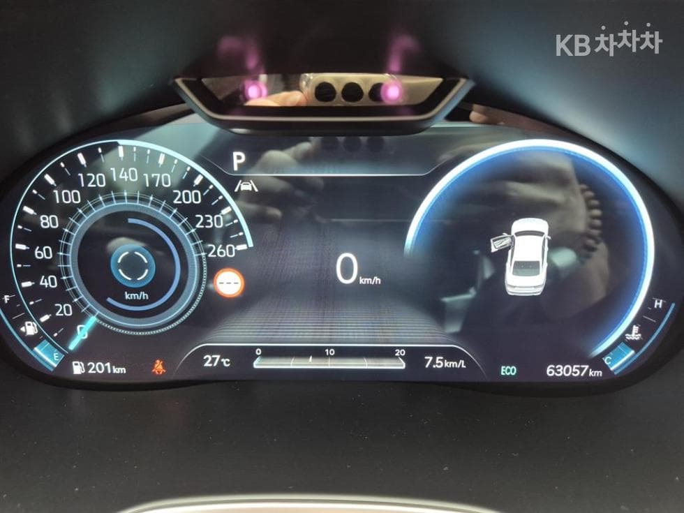 Genesis - G80 | 2.5 T-GDi AWD 7