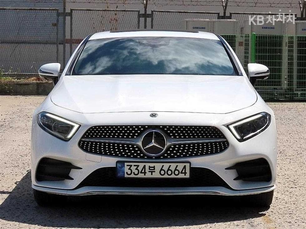 Mercedes-Benz CLS-Class