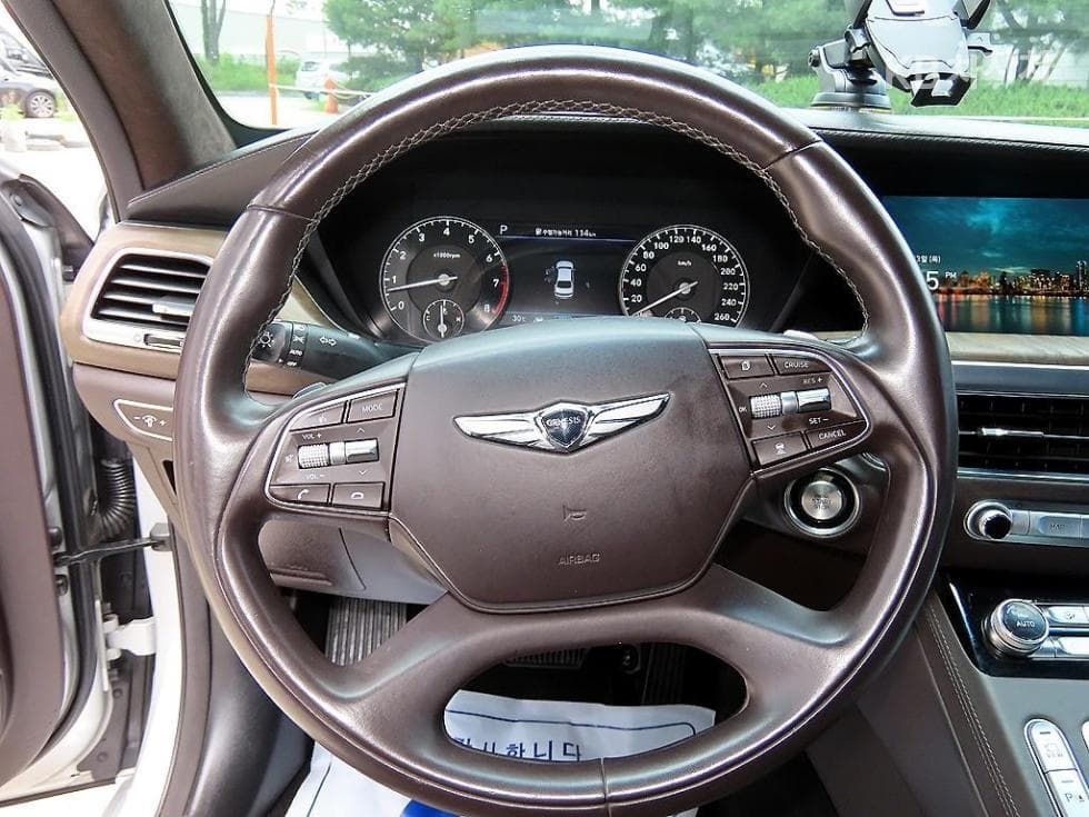جينيسيس - G90 | 5.0 GDi AWD Prestige 8