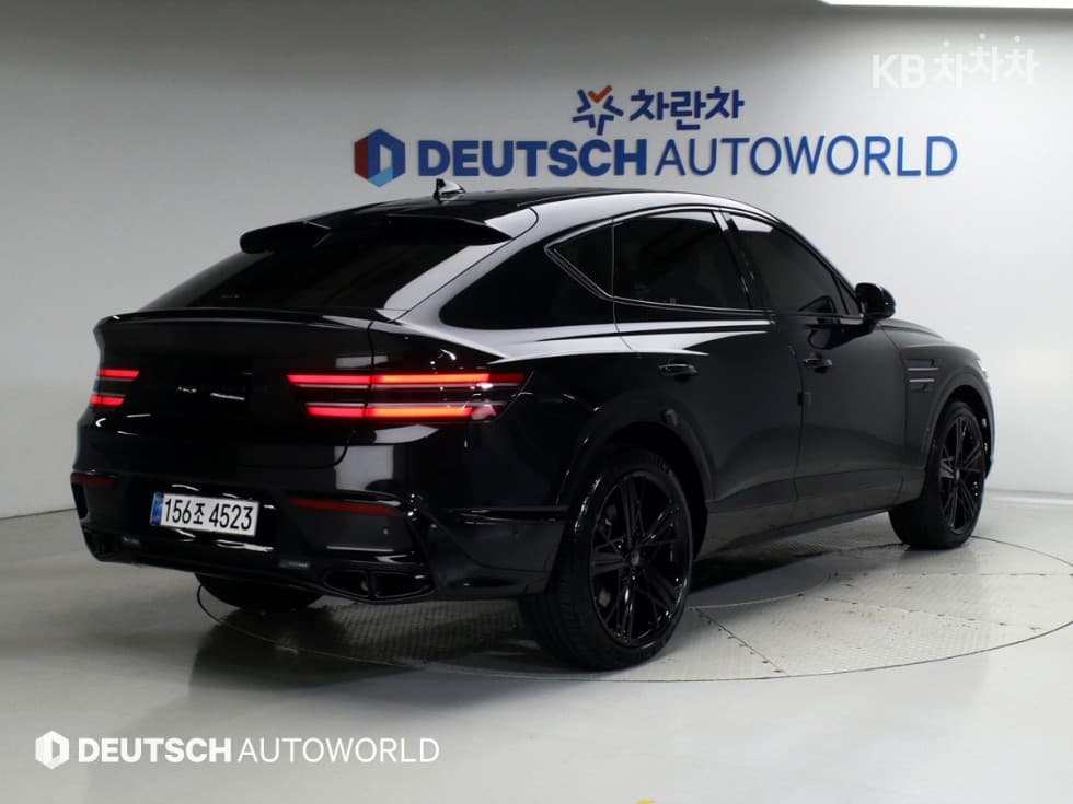 Genesis - GV80 Coupe | 3.5 Gasoline Turbo e-S/C BLACL AWD 2
