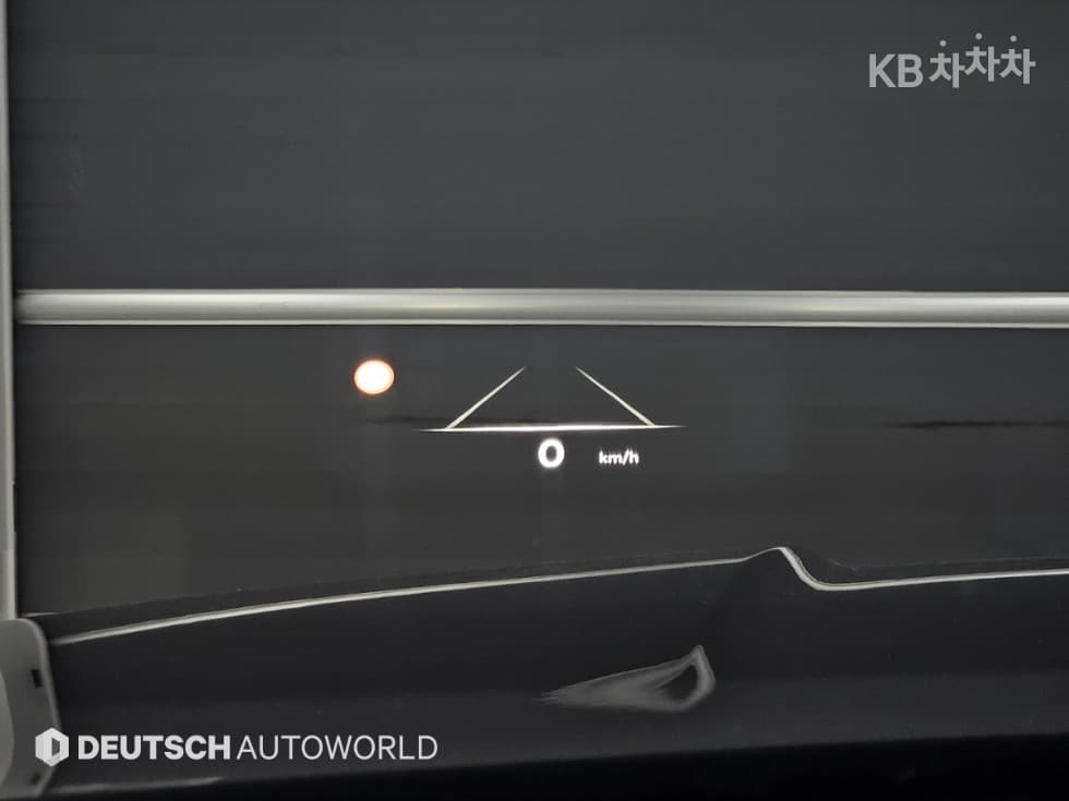 Genesis - GV80 Coupe | 3.5 Gasoline Turbo e-S/C BLACL AWD 16