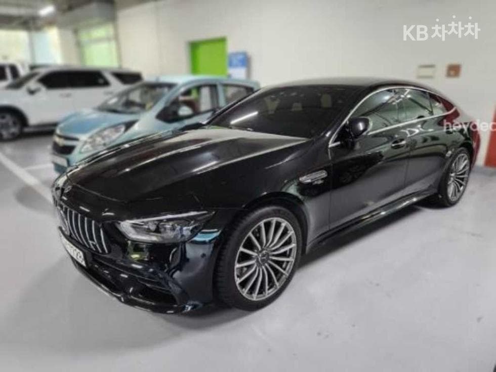 Mercedes-Benz AMG GT