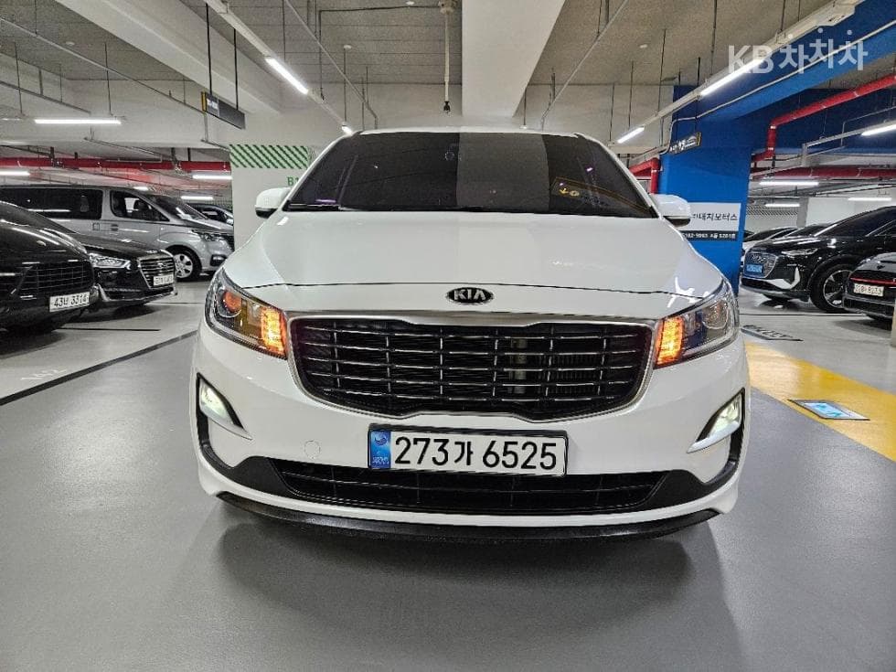 Kia Карнивал
