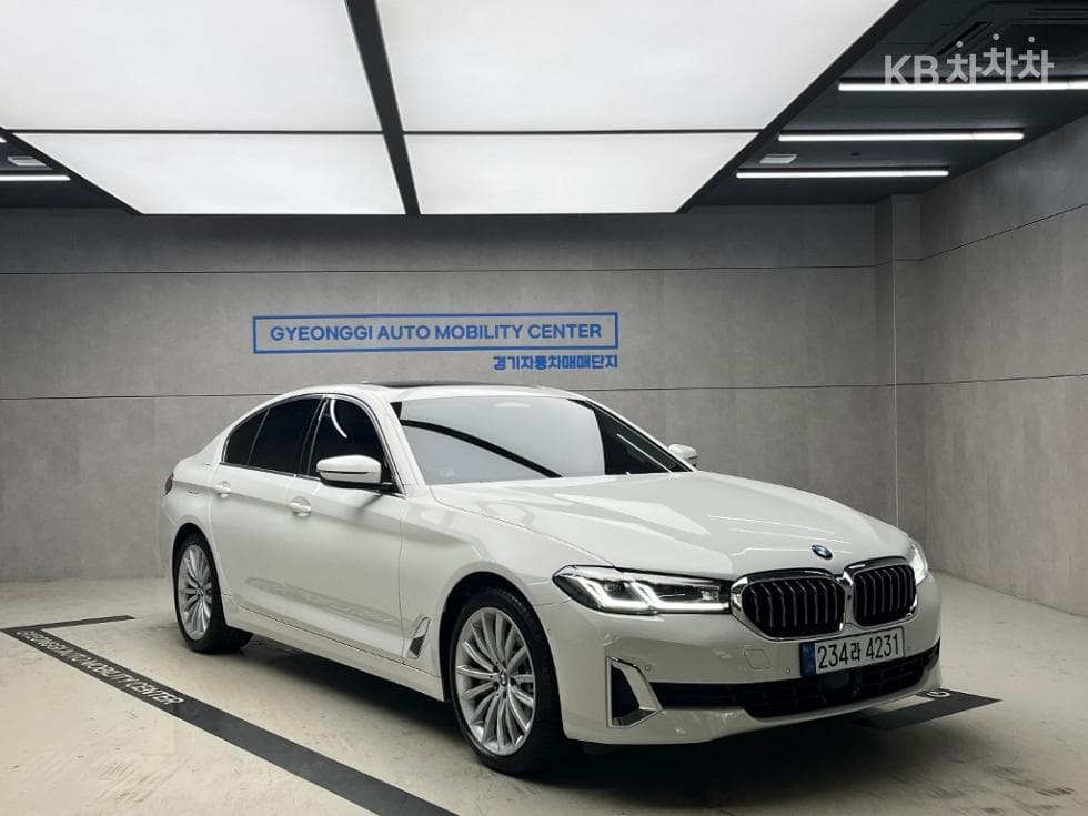 BMW 5-Series