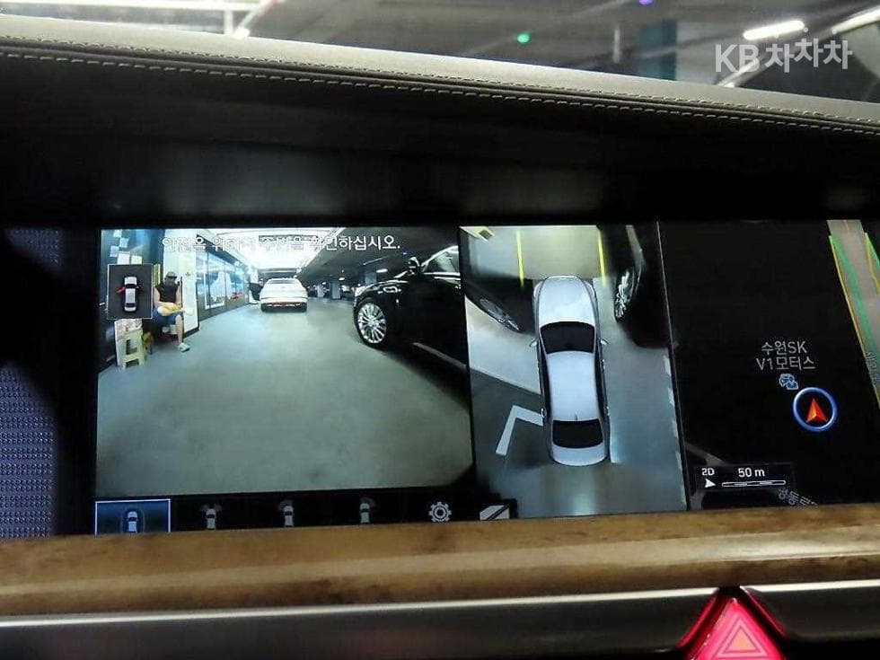 Genesis - EQ900 | 5.0 GDI AWD Prestige 15