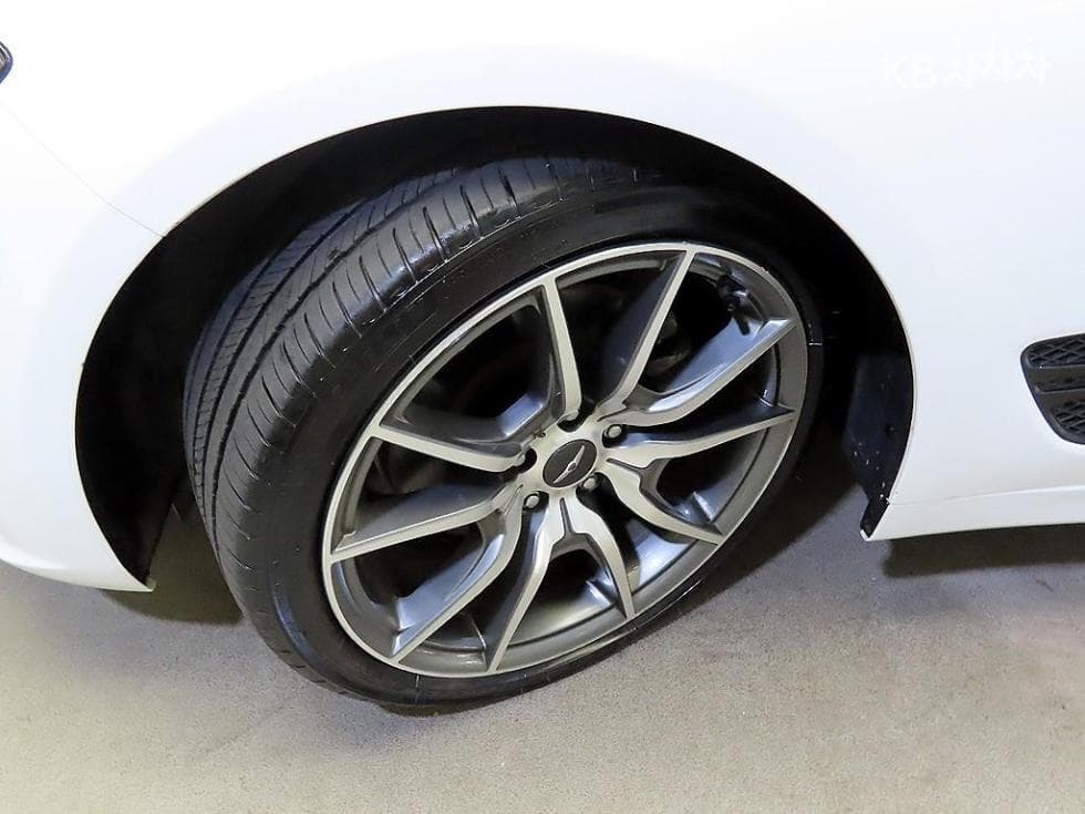 جينيسيس - G70 | The New 2.0T Standard 20