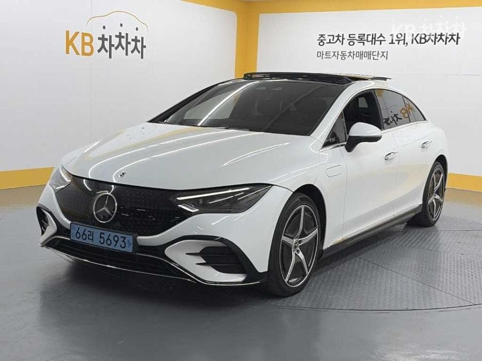 Mercedes-Benz EQE