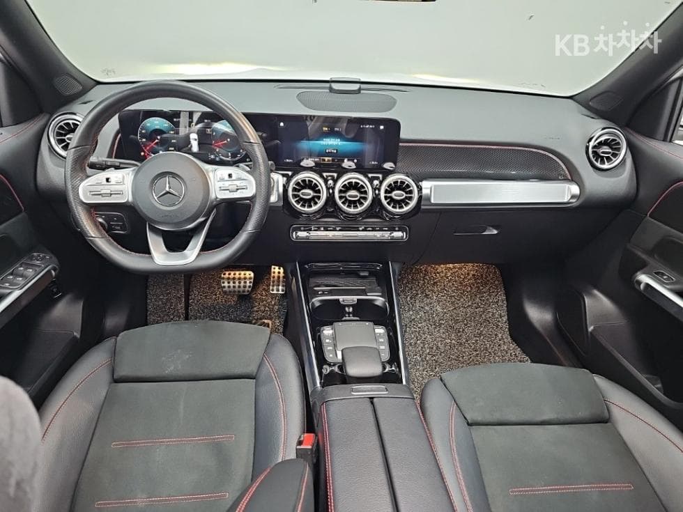 Mercedes-Benz - GLB-Class | 250 4Matic 7
