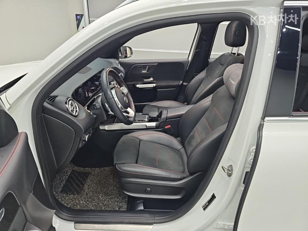 Mercedes-Benz - GLB-Class | 250 4Matic 11