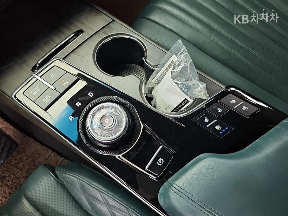 كيا - K8 | Hybrid 1.6 Turbo Signature Special 8
