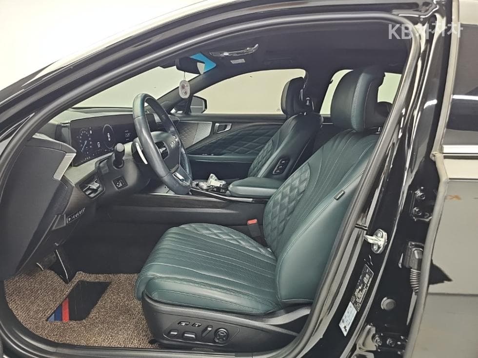 كيا - K8 | Hybrid 1.6 Turbo Signature Special 11
