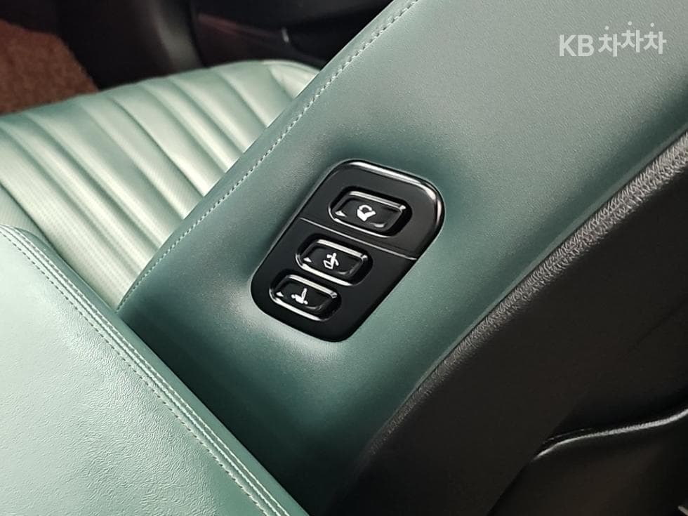 كيا - K8 | Hybrid 1.6 Turbo Signature Special 13