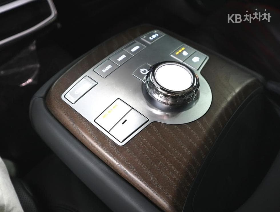 Genesis - G80 | 2.5 T-GDi AWD 14