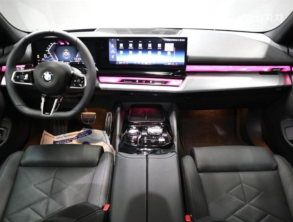 بي إم دبليو - 5-Series | New 530 xDrive M Sport 5