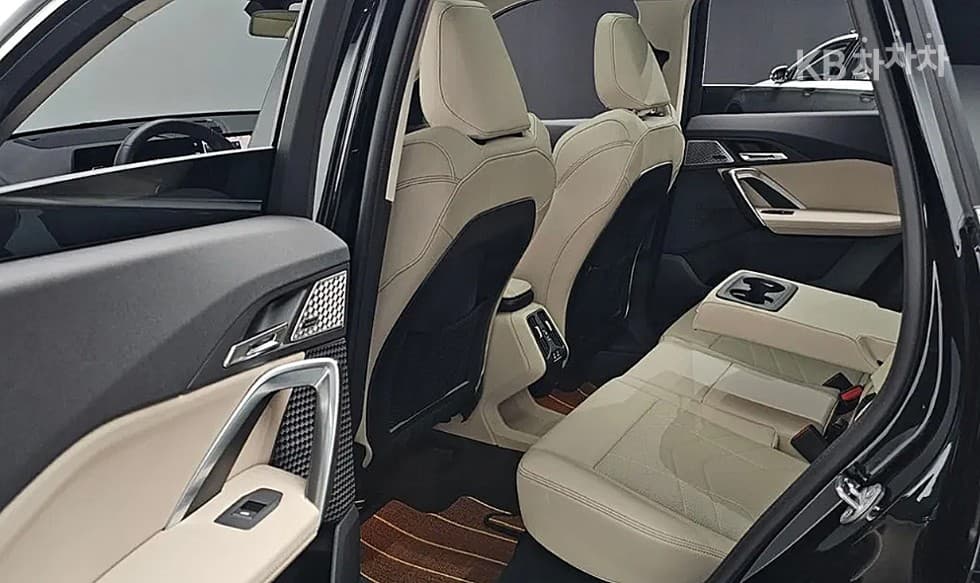 بي إم دبليو - X1 | xDrive20 xLine 12