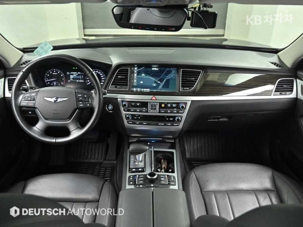 Genesis - G80 | 3.3 GDI AWD Premium Luxury 7