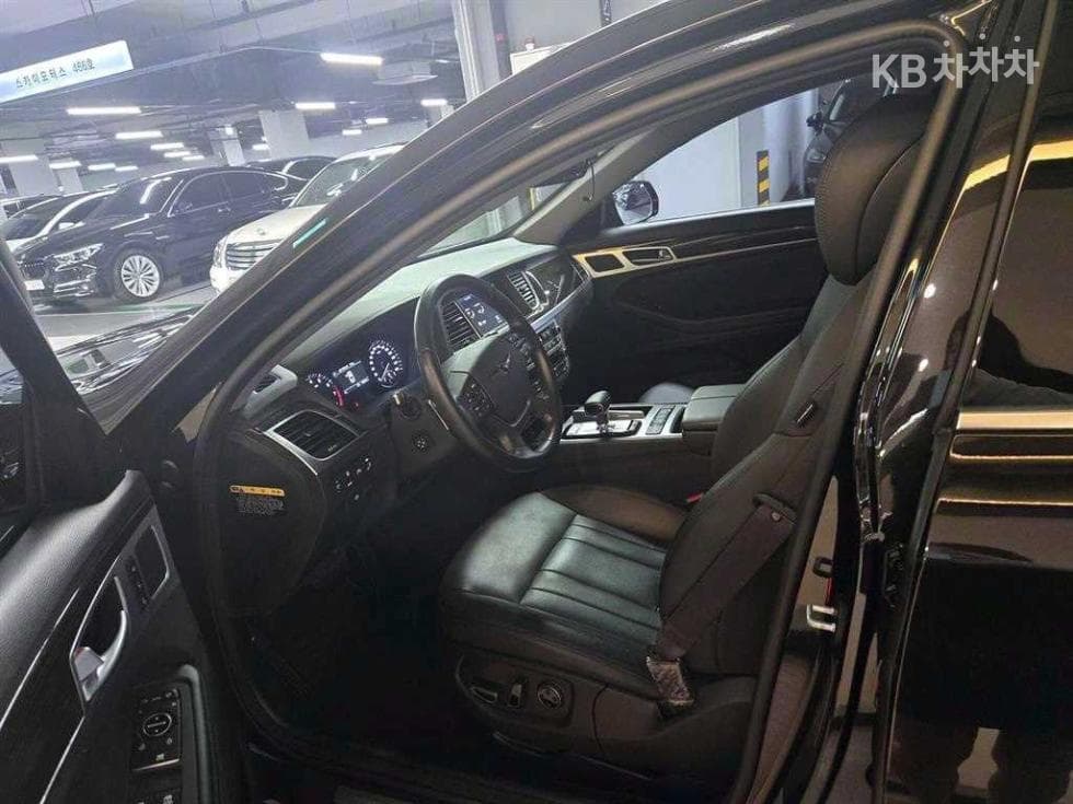 Genesis - G80 | 3.3 GDI Luxury 5