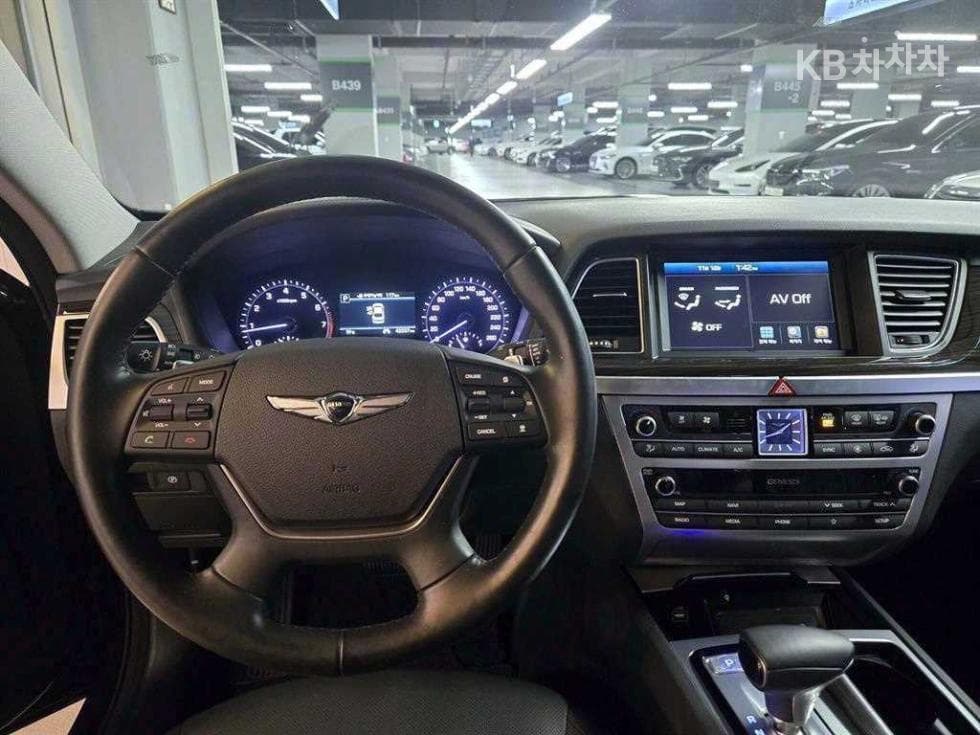 Genesis - G80 | 3.3 GDI Luxury 7