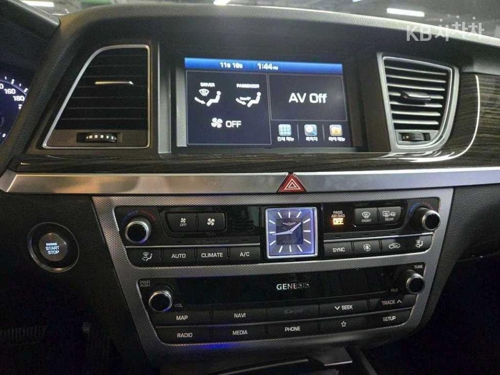 Genesis - G80 | 3.3 GDI Luxury 10