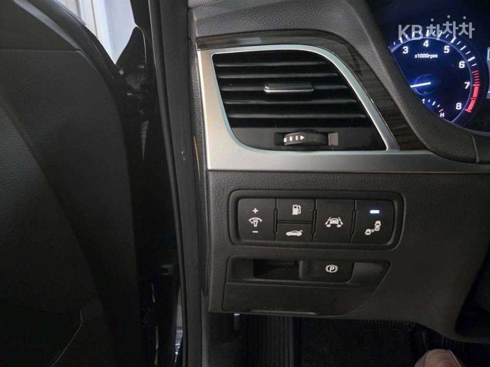 Genesis - G80 | 3.3 GDI Luxury 14