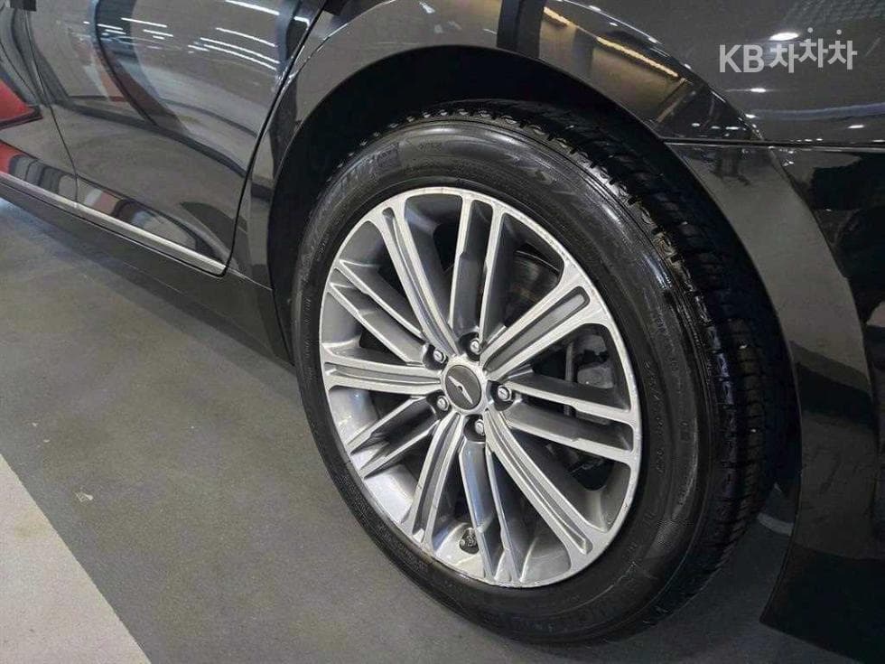 Genesis - G80 | 3.3 GDI Luxury 18