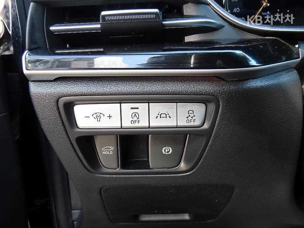 Genesis - G80 | 2.5 T-GDi AWD 11