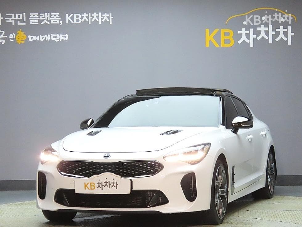 Kia Стингер
