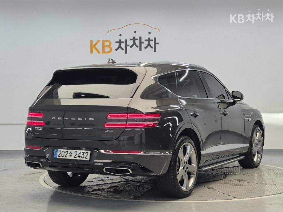جينيسيس - GV80 | 2.5 Turbo Gasoline AWD 3