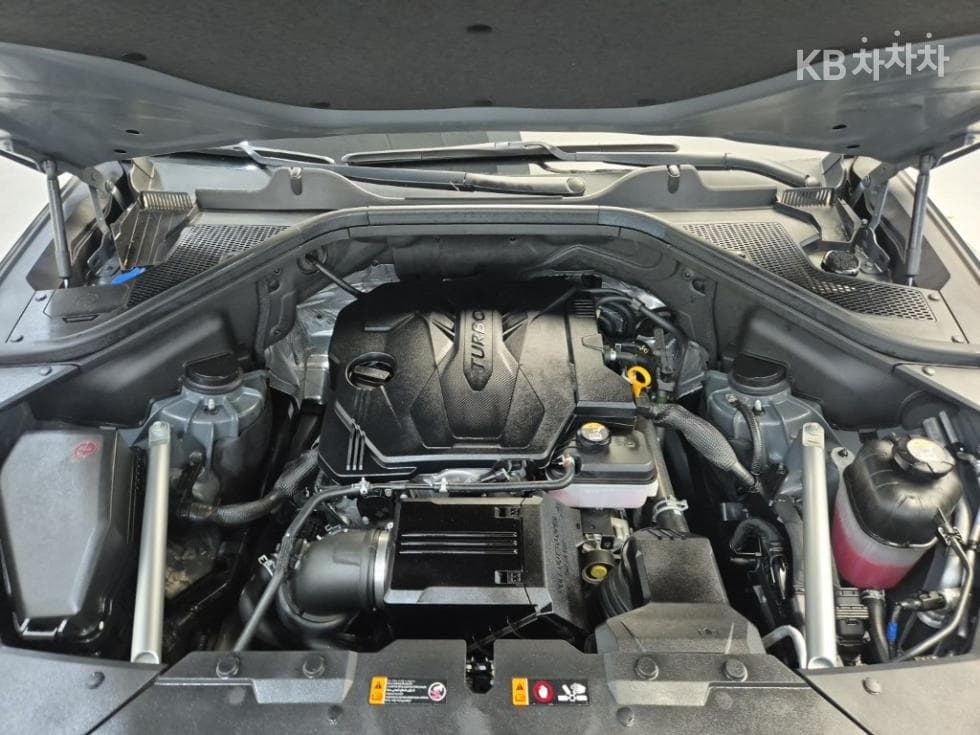 جينيسيس - GV80 | 2.5 Turbo Gasoline AWD 5