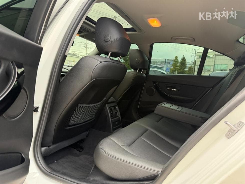 بي إم دبليو - 3-Series | New 320 F30(12~) 16