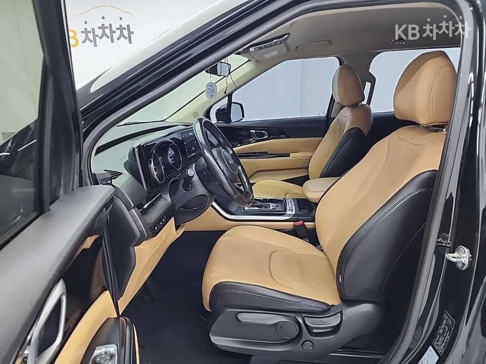 كيا - كارنيفال | 4Gen G3.5 GDI 9Seater Prestige 11