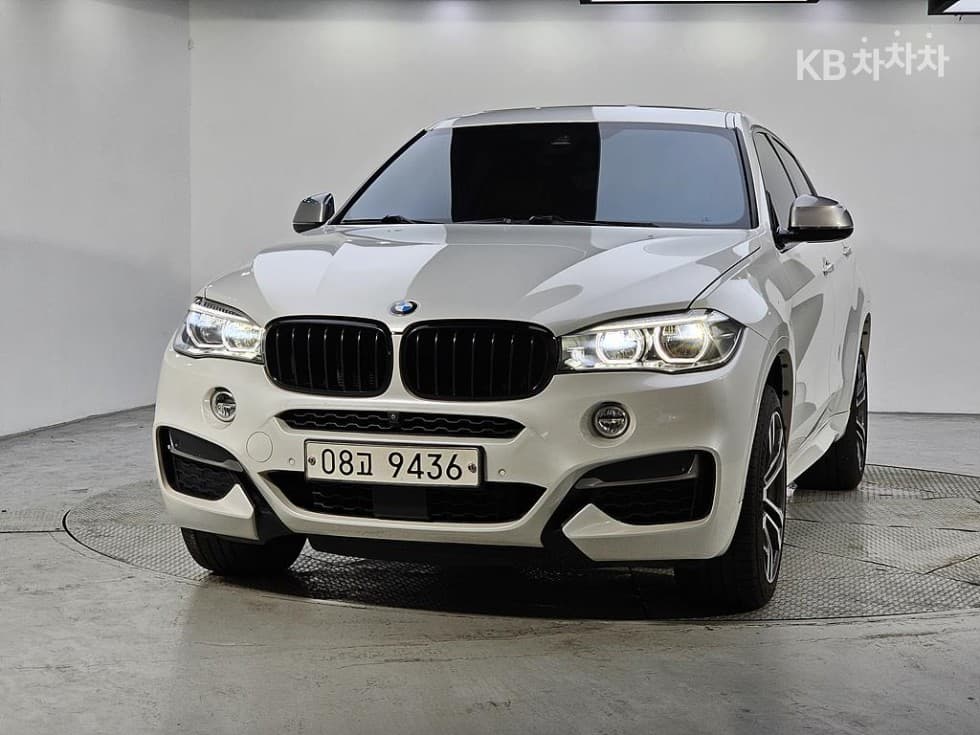بي إم دبليو - X6 | M50 2