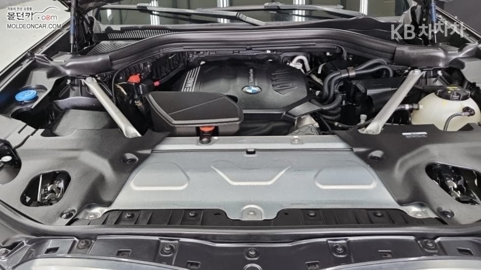 BMW - X4 | New xDrive 20 xLine 8