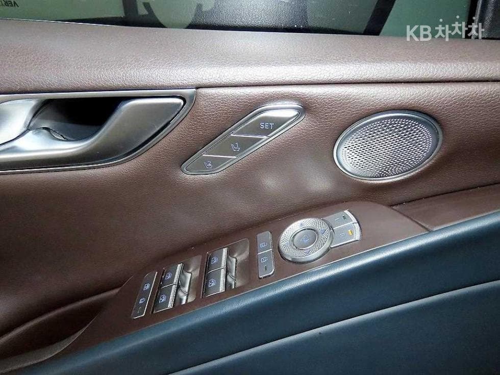 Genesis - G80 | 2.5 T-GDi AWD 13