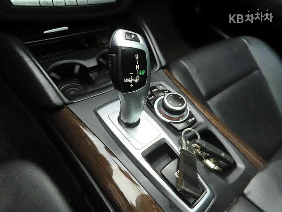 BMW - X6 | 3.0 E71 10