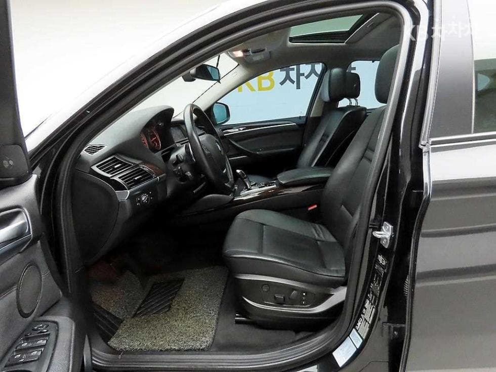 BMW - X6 | 3.0 E71 12