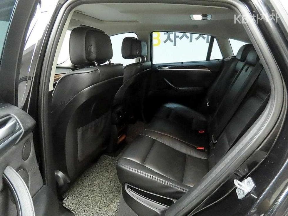 BMW - X6 | 3.0 E71 13