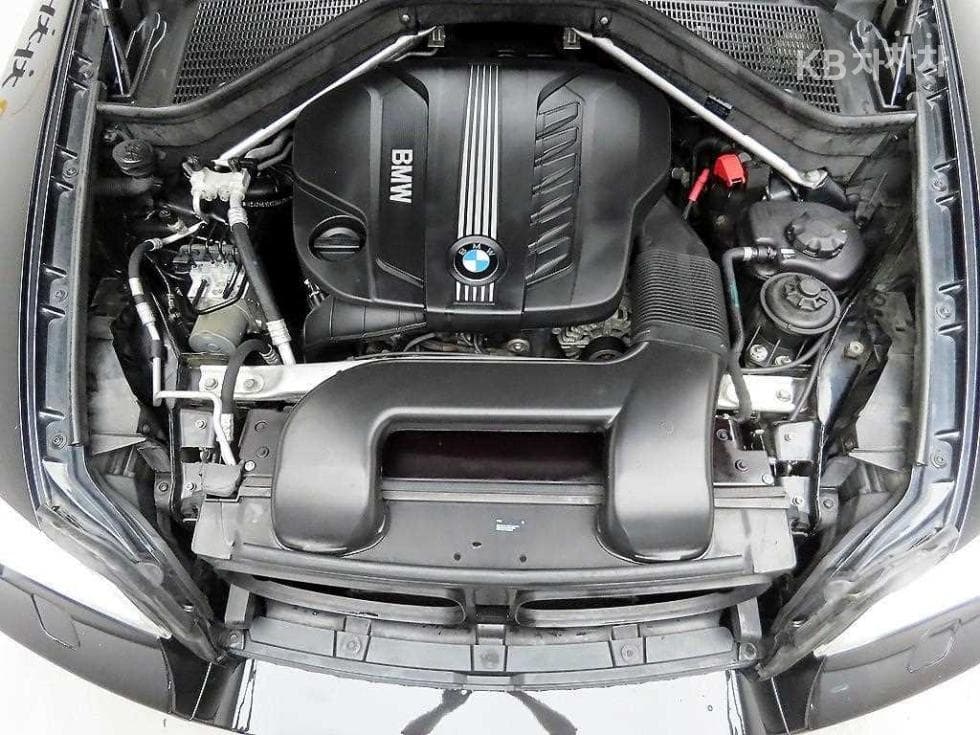 BMW - X6 | 3.0 E71 20
