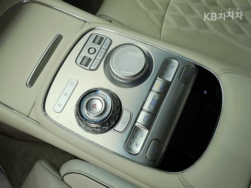 جينيسيس - G90 | 3.5T e-S/C AWD LWB Base 8