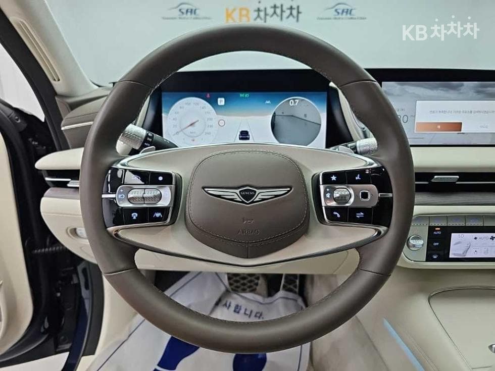 جينيسيس - G90 | 3.5T e-S/C AWD LWB Base 9