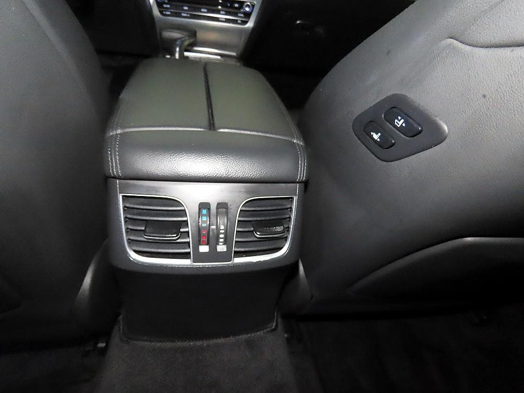 جينيسيس - G80 | 3.3 GDI AWD Luxury 18