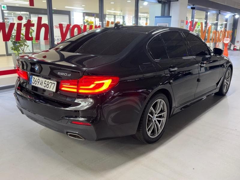 بي إم دبليو - 5-Series | All New 520 xDrive M Sport Package 4