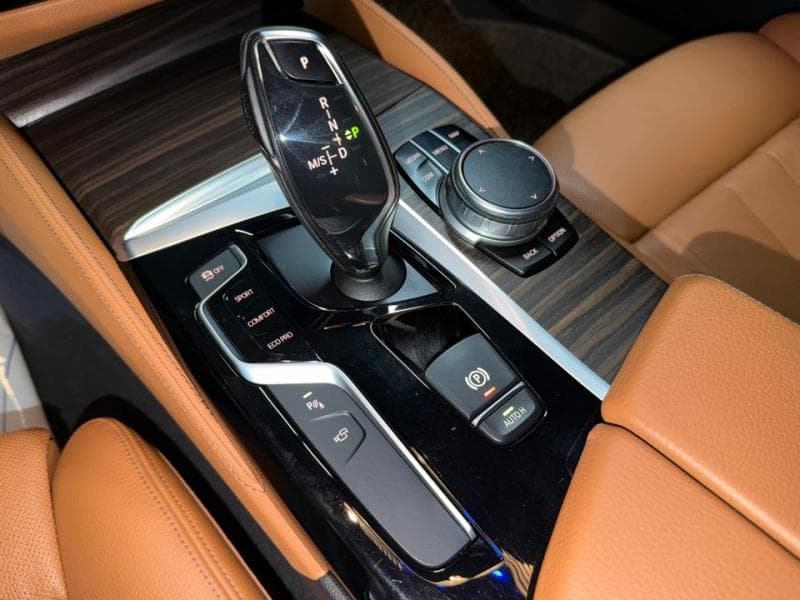 بي إم دبليو - 5-Series | All New 520 xDrive M Sport Package 11