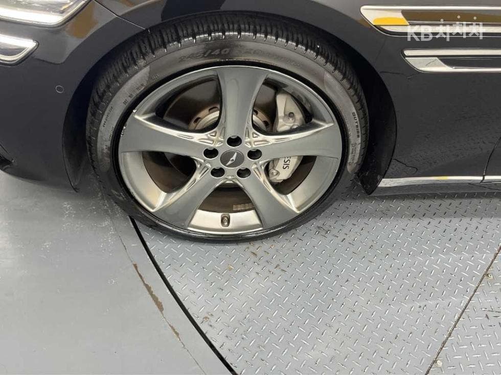 جينيسيس - G80 | 3.5 T-GDi AWD 17