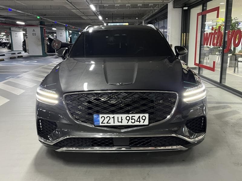 جينيسيس - GV70 | Gasoline 2.5T AWD 3