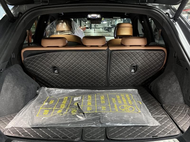 جينيسيس - GV70 | Gasoline 2.5T AWD 10