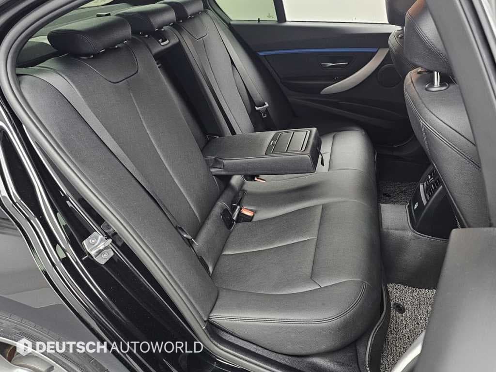 BMW - 3-Series | New 320 Sedan M Sport F30(13~) 12