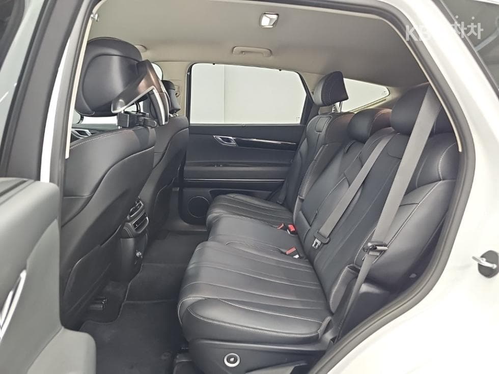 جينيسيس - GV80 | 3.0 Diesel AWD 12